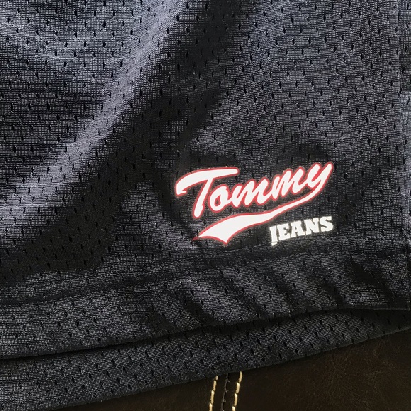 Vintage Tommy Hilfiger jeans shorts - Picture 4 of 5